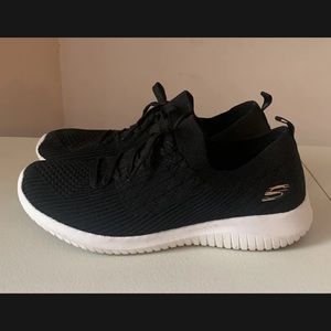 Sketchers Black Slip On Shoes Size 9